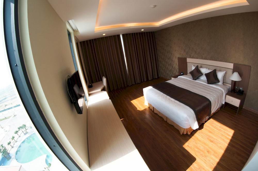มวง ทานห์ ทานห์ ฮัว โฮเต็ล Hotel Thanh Hoa ภายนอก รูปภาพ