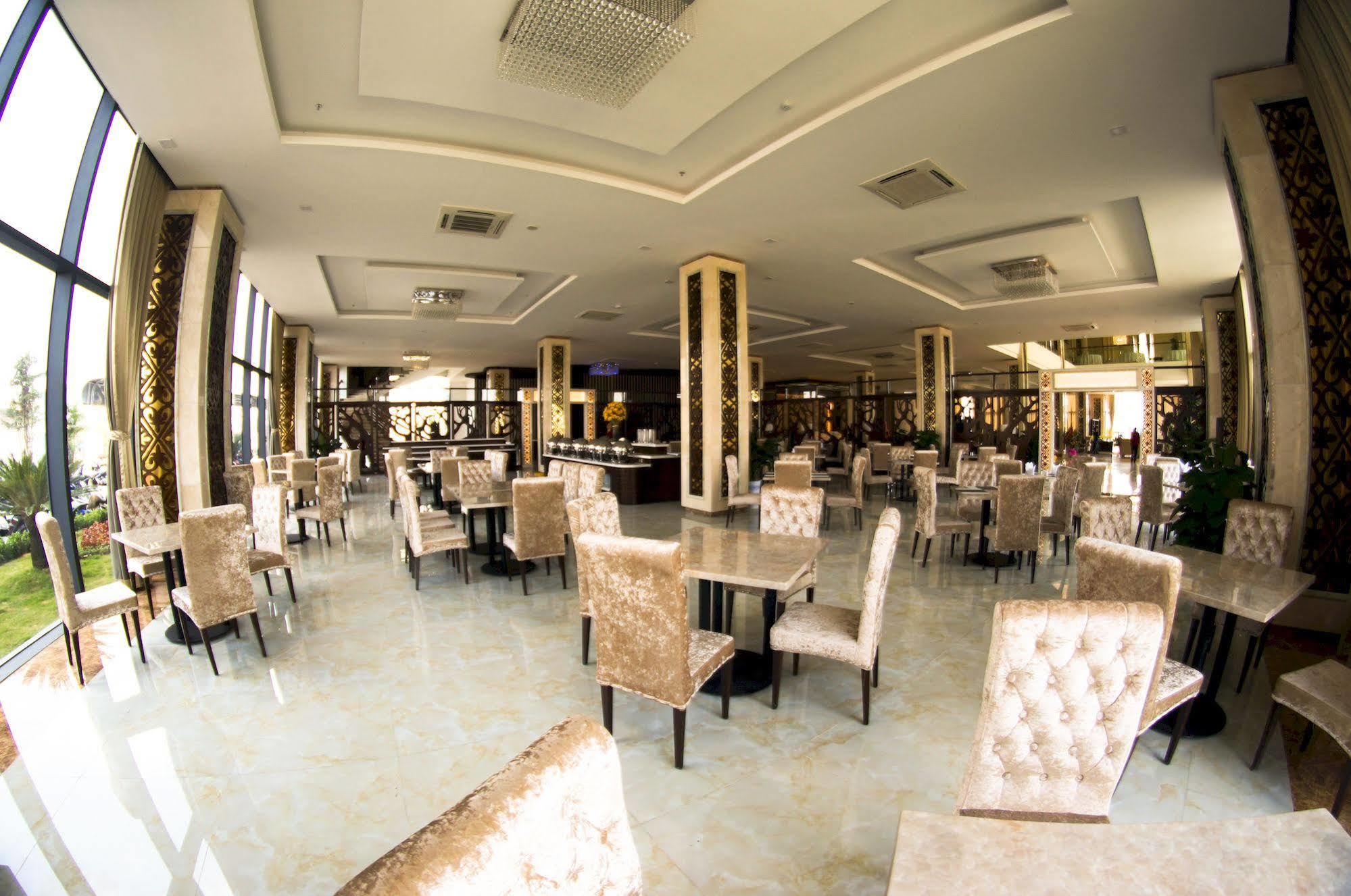 มวง ทานห์ ทานห์ ฮัว โฮเต็ล Hotel Thanh Hoa ภายนอก รูปภาพ
