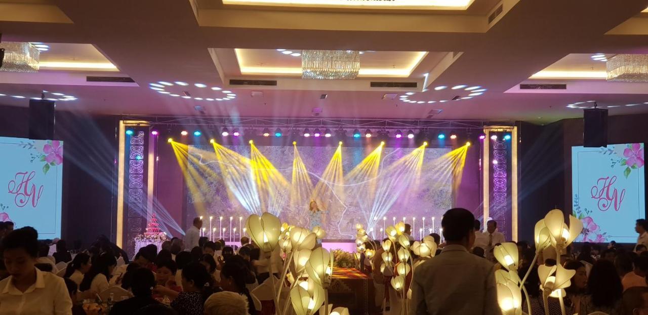 มวง ทานห์ ทานห์ ฮัว โฮเต็ล Hotel Thanh Hoa ภายนอก รูปภาพ