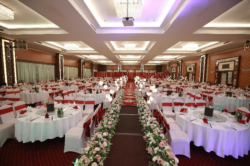 มวง ทานห์ ทานห์ ฮัว โฮเต็ล Hotel Thanh Hoa ภายนอก รูปภาพ