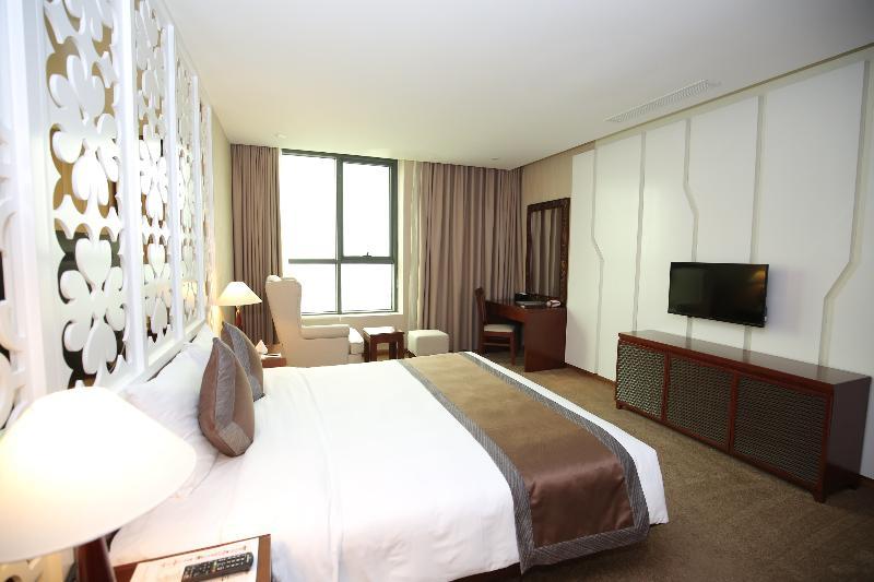 มวง ทานห์ ทานห์ ฮัว โฮเต็ล Hotel Thanh Hoa ภายนอก รูปภาพ